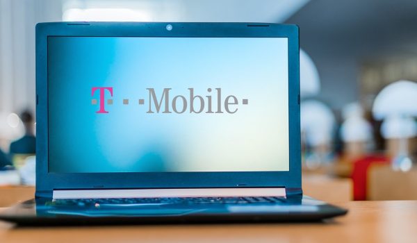 T-Mobile active la traduction automatique des conversations en temps réel