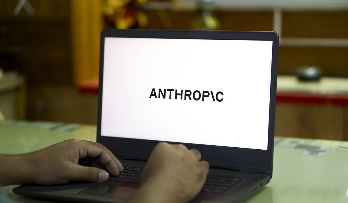 Comment une annonce d’Anthropic a fait perdre des milliards à des entreprises historiques en quelques heures