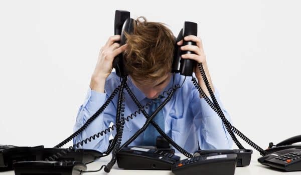 Arnaques et appels indésirables : l'Arcep hausse le ton et met les opérateurs face à leurs responsabilités