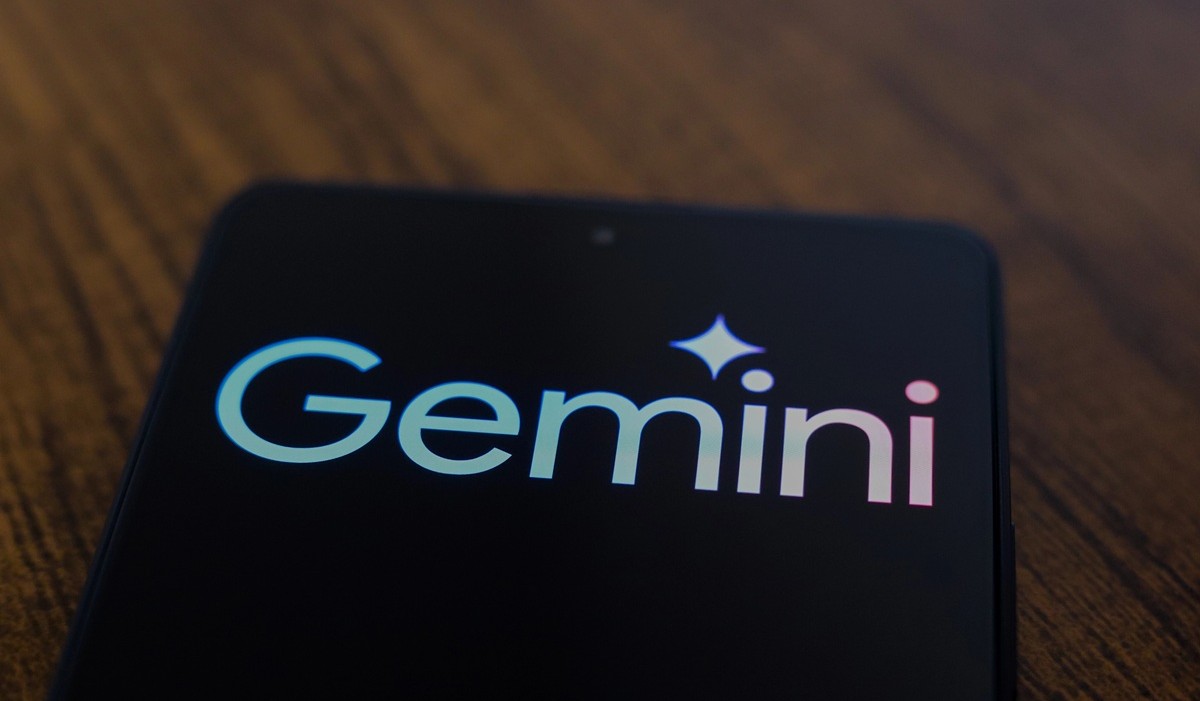 Gemini test un outil pour transférer vos conversations depuis ChatGPT