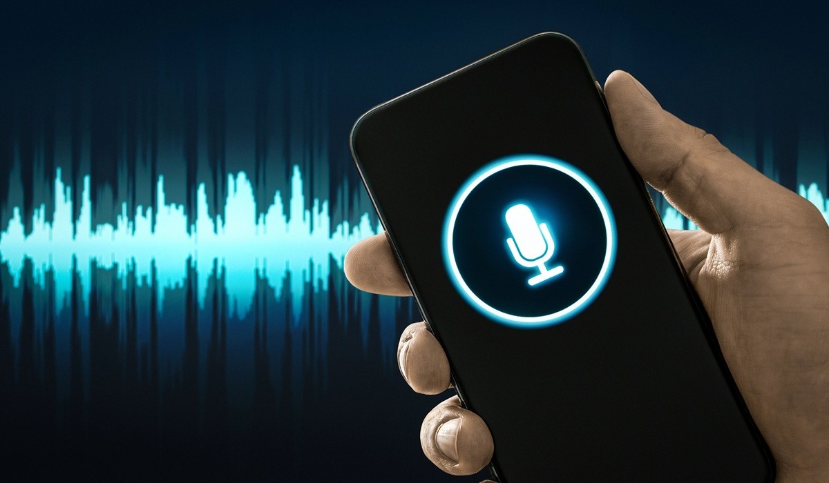 Google accusé d’avoir cloné la voix d’un animateur radio grâce à l’IA