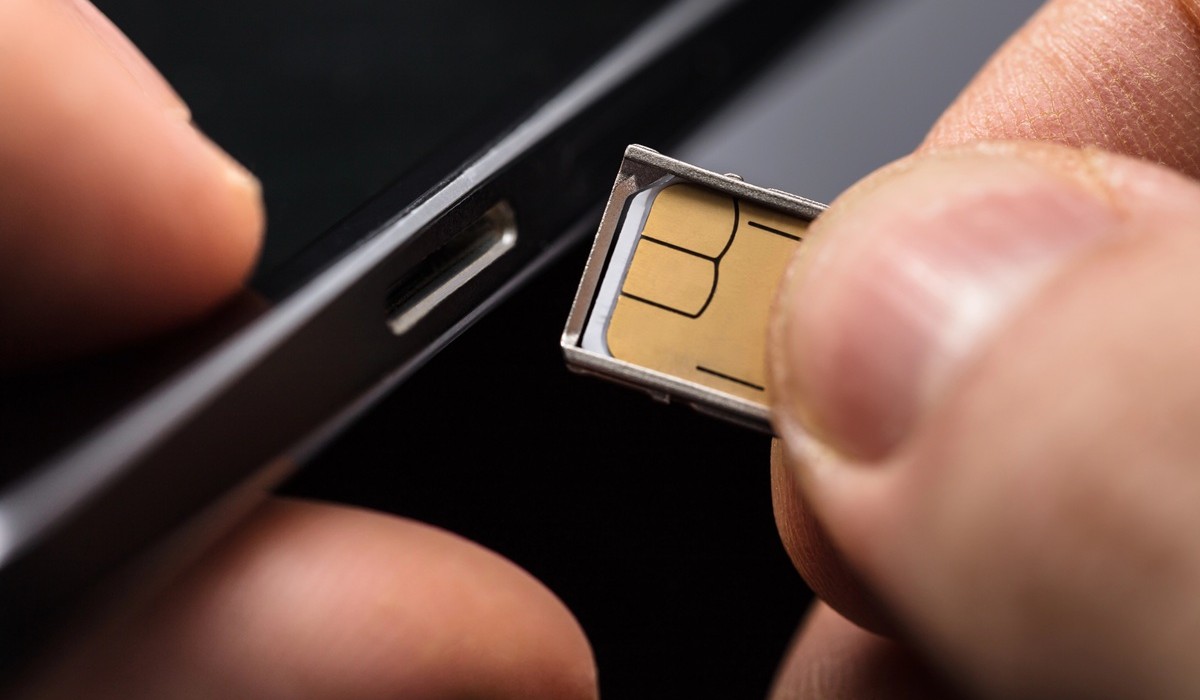 iPhone 18 Pro : vers la fin de la carte SIM en Europe ?