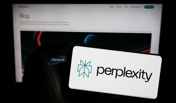 Perplexity renonce à la publicité pour préserver la confiance face à OpenAI