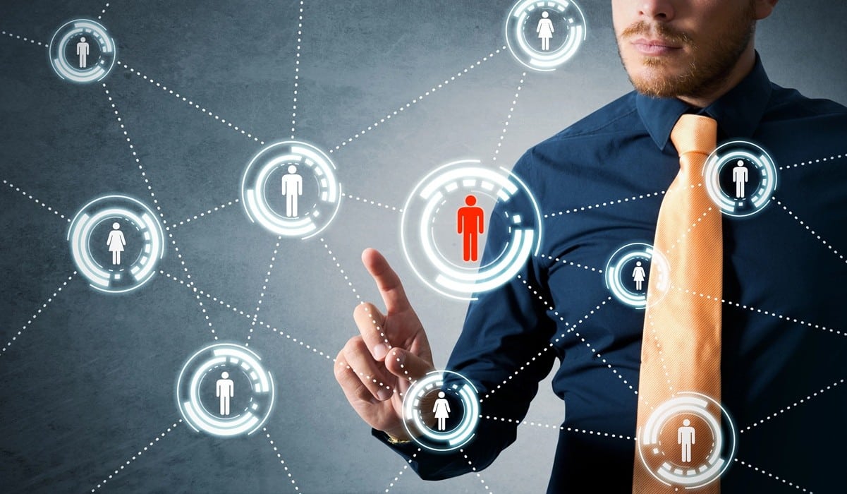 Il existe un réseau social où les humains n’ont plus le droit de parler et où les IA débattent entre elles