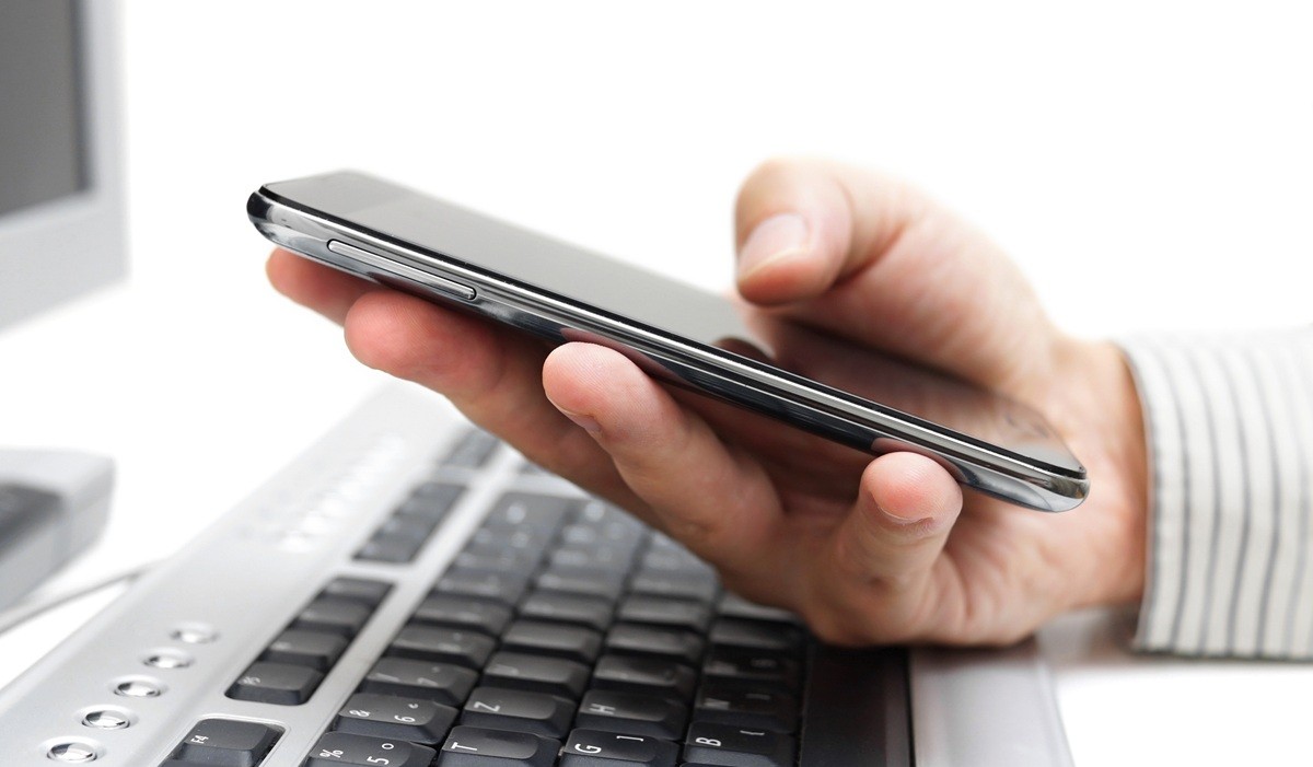 Téléphonie mobile : les Français changent moins d’opérateur, signe d’un marché arrivé à maturité