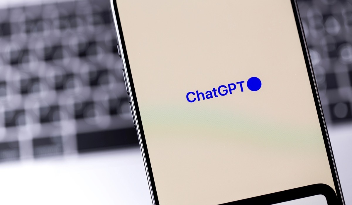 ChatGPT devient plus précis et moins agaçant avec sa nouvelle mise à jour