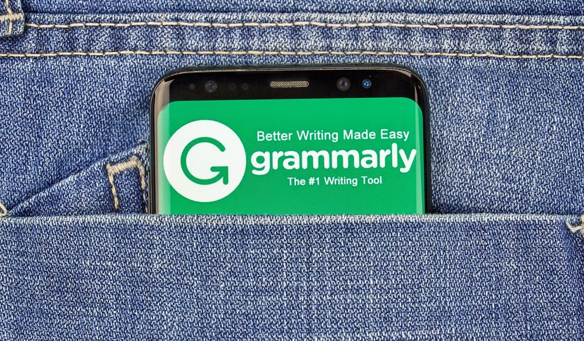 Grammarly contraint de retirer une fonction IA après la colère d’écrivains et de chercheurs