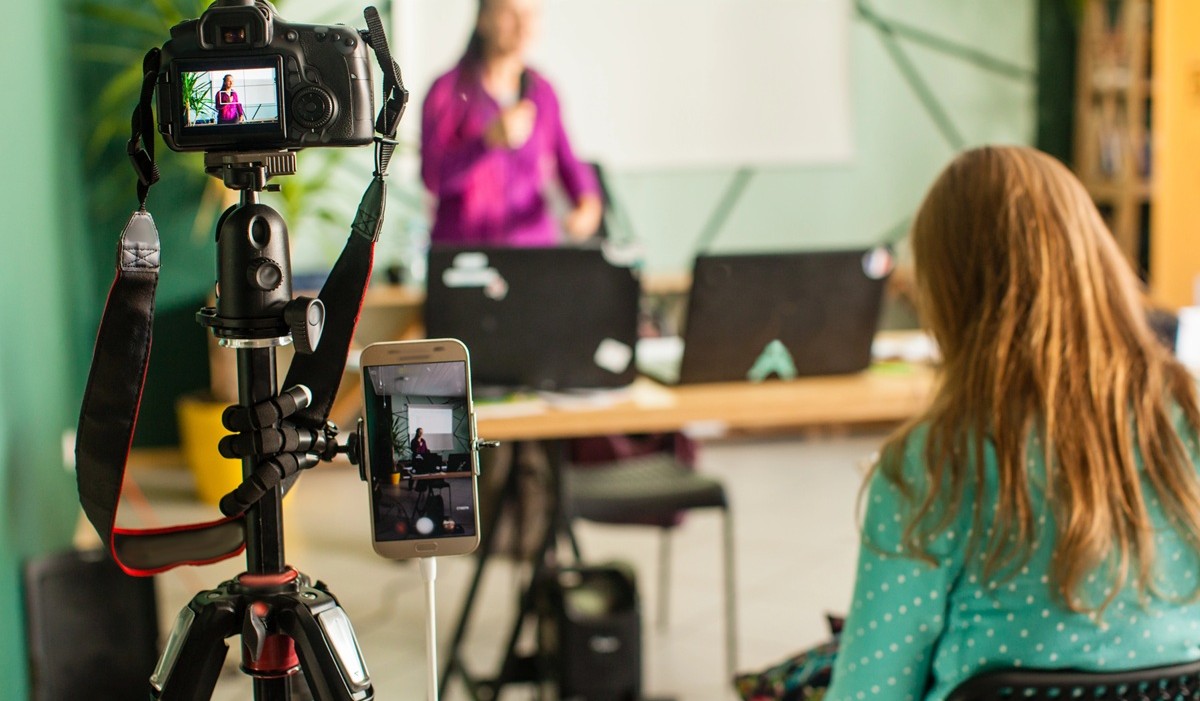 Captions devient Mirage et lève 75 millions de dollars pour conquérir la vidéo courte