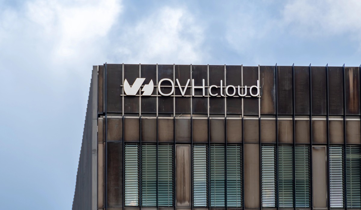 OVHcloud rachète Dragon LLM : le pari fou d’Octave Klaba pour construire une IA souveraine européenne