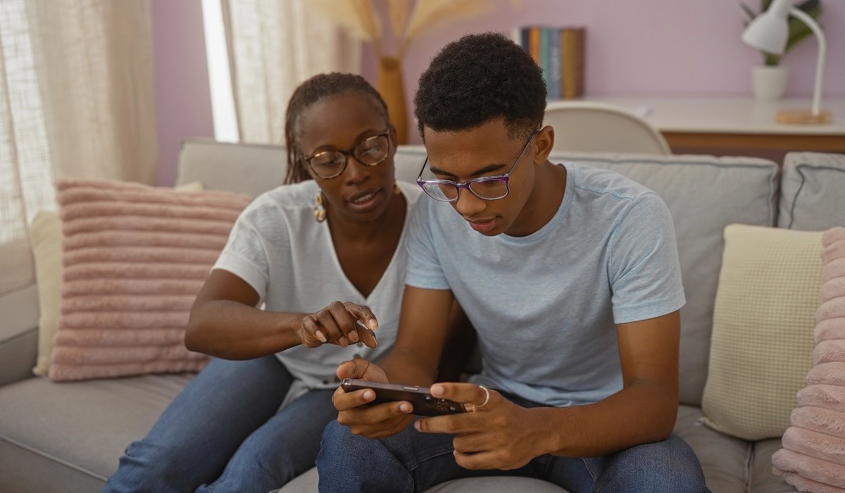 Meta veut mieux protéger les enfants sur WhatsApp avec des comptes limités