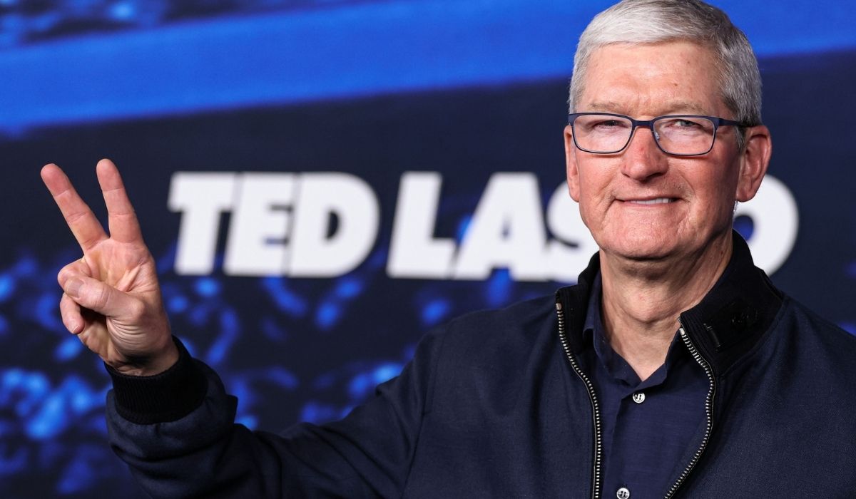 Qui est John Ternus, le futur PDG d’Apple ?