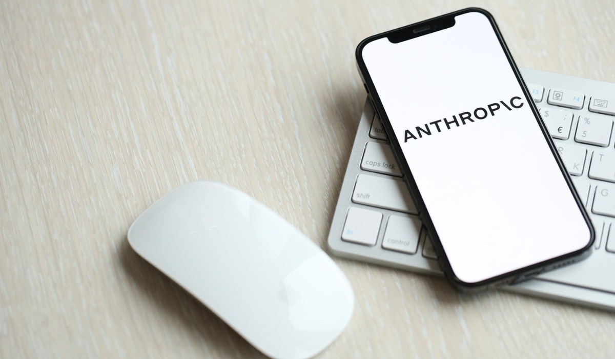 Anthropic aurait accepté de verser 200 milliards de dollars à Google pour l’accès aux puces et au cloud